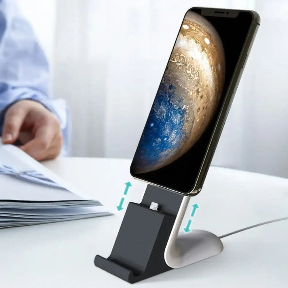 Practical Desktop Wireless Charging Phone Stand